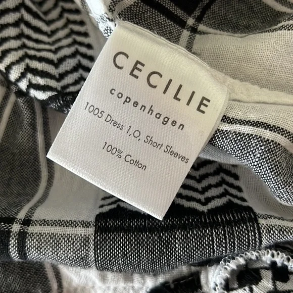 cecilie copenhagen 1005 Dress 1, O, Short Sleeves black and cream​​​​​​​​​ - Picture 12 of 16